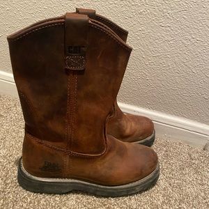 Caterpillar work boots! Very good quality but just a little bit small for me :)